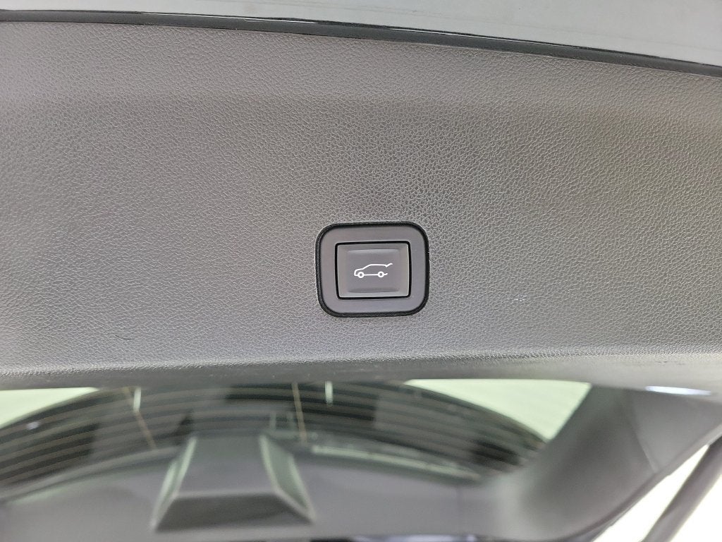 2023 Cadillac XT6 FWD Luxury
