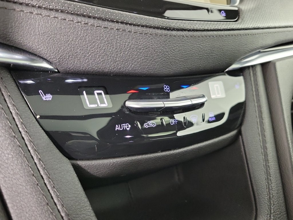 2023 Cadillac XT6 FWD Luxury
