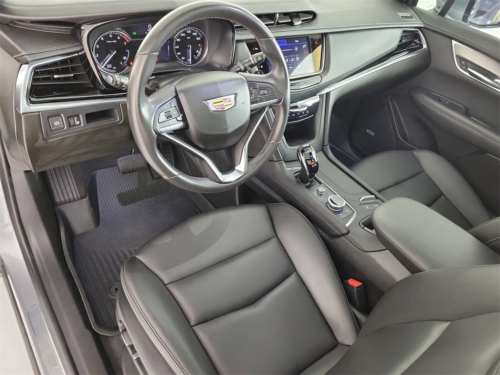 2024 Cadillac XT6 Luxury