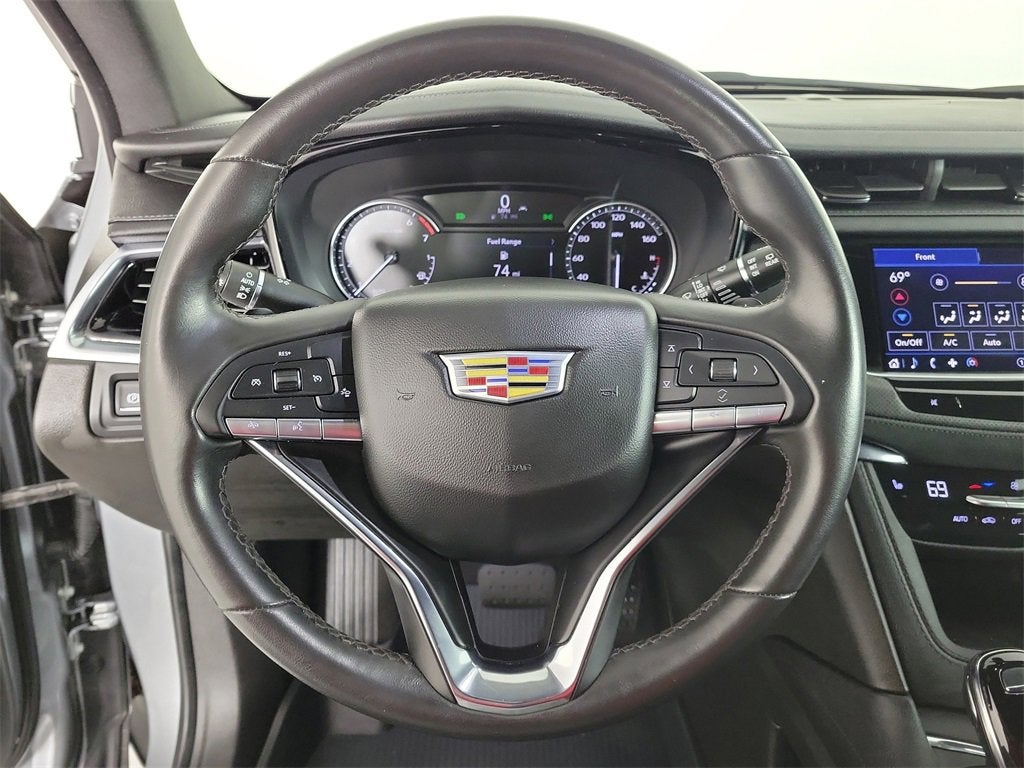 2024 Cadillac XT6 Luxury