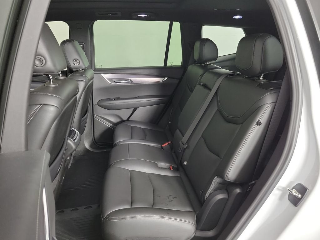 2023 Cadillac XT6 Luxury