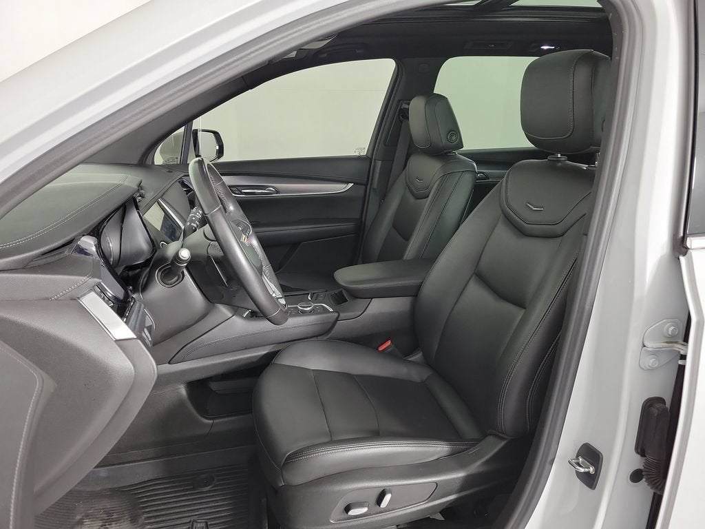 2023 Cadillac XT6 Luxury