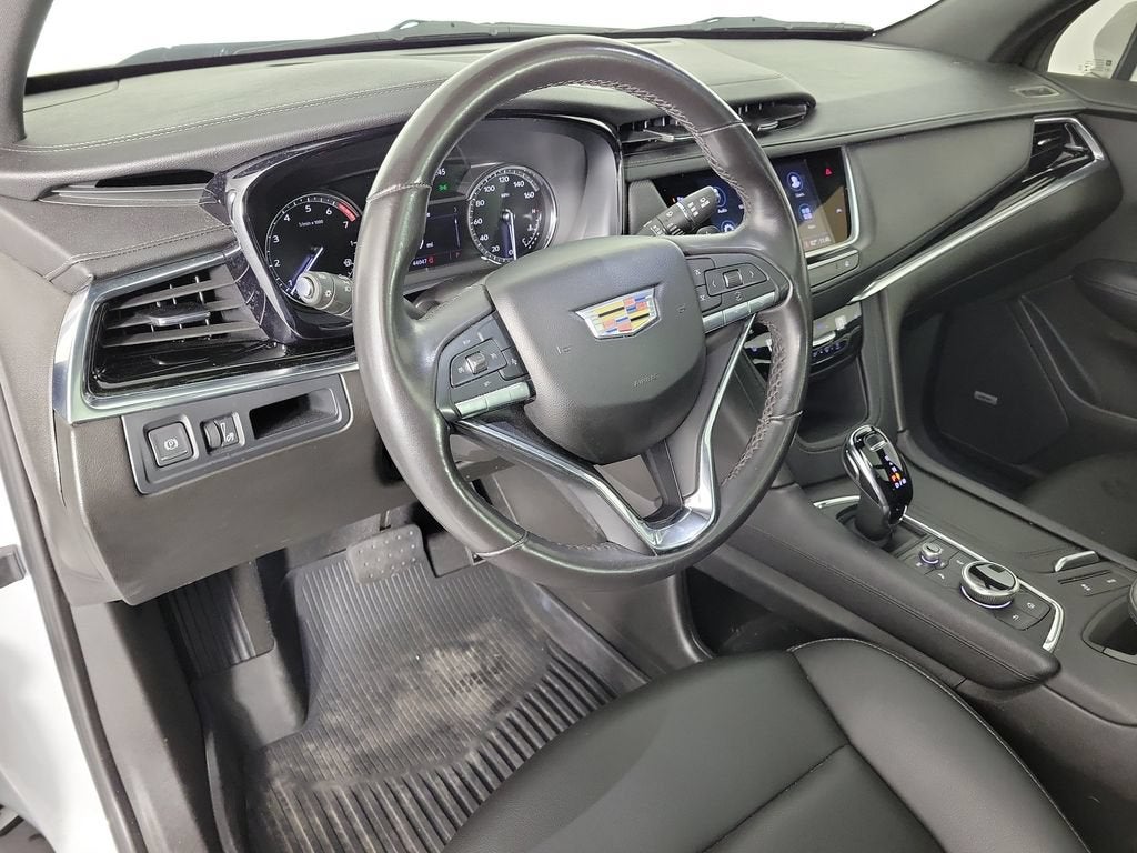 2023 Cadillac XT6 Luxury
