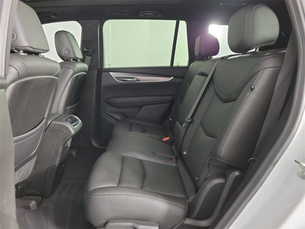 2024 Cadillac XT6 Luxury