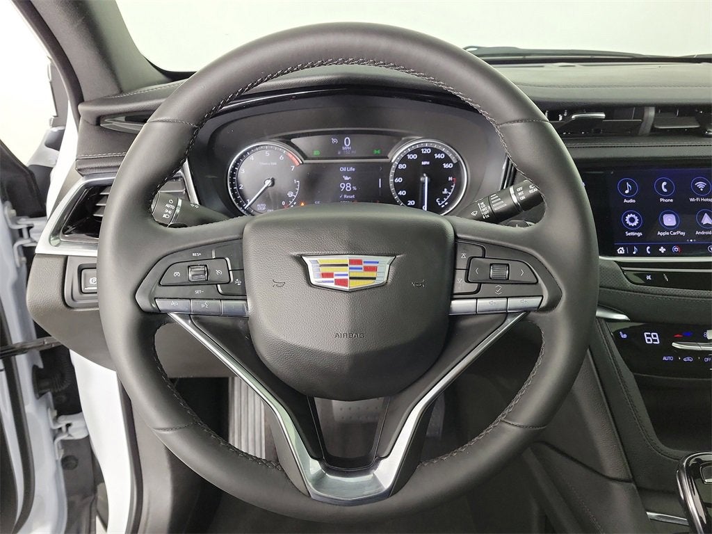 2024 Cadillac XT6 Luxury