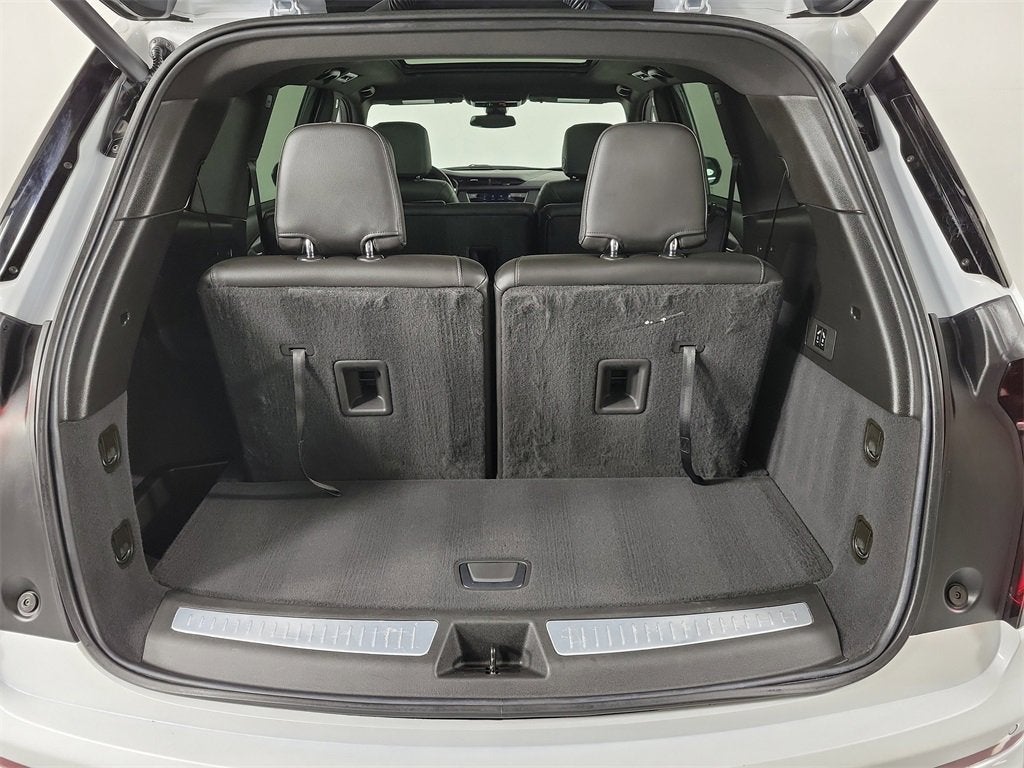 2024 Cadillac XT6 Luxury