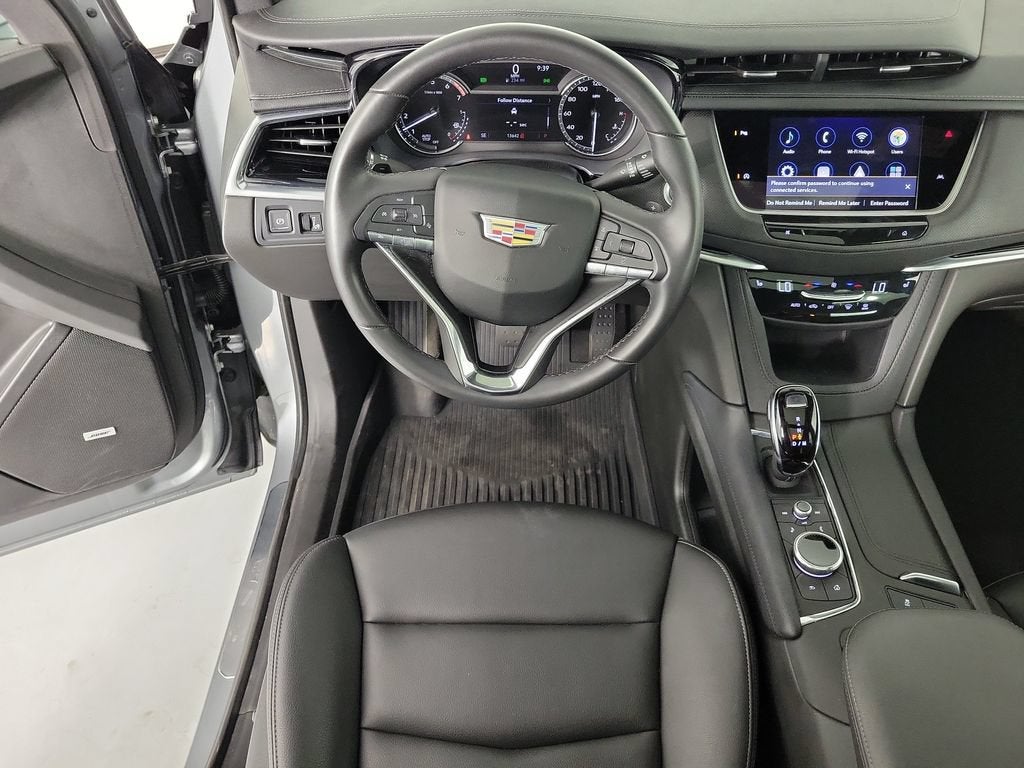 2024 Cadillac XT6 Luxury