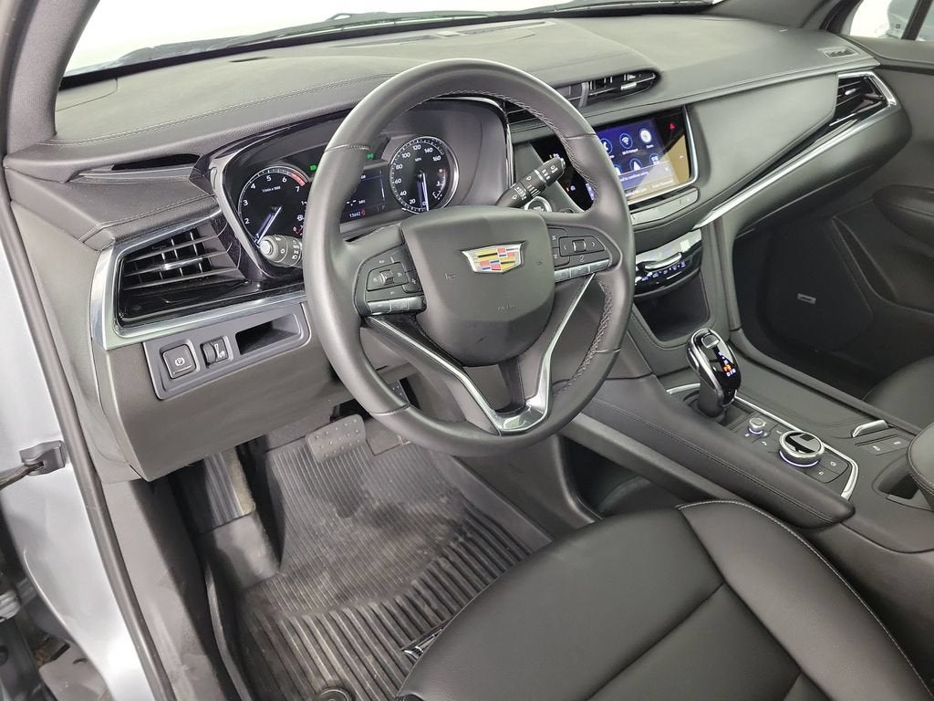 2024 Cadillac XT6 Luxury