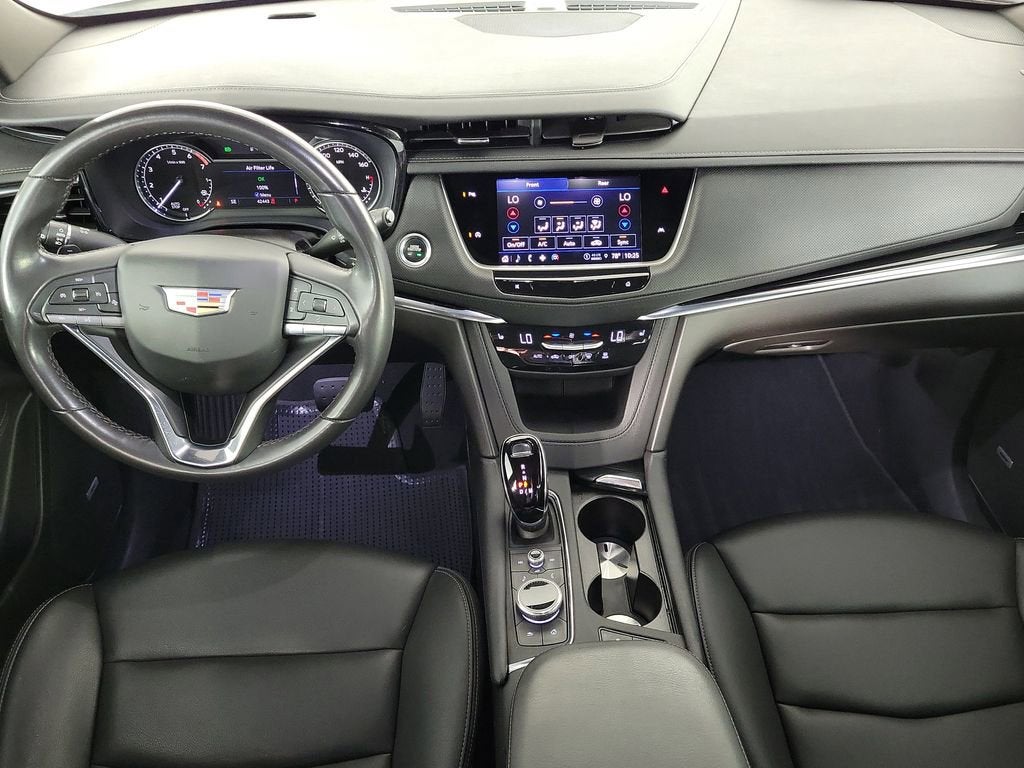 2023 Cadillac XT6 Luxury