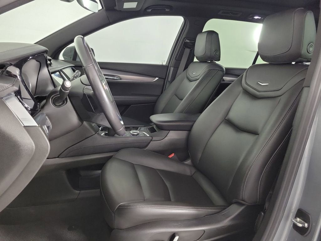 2023 Cadillac XT6 Luxury