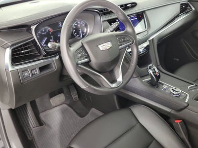 2025 Cadillac XT6 Luxury