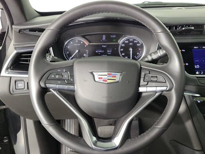 2025 Cadillac XT6 Luxury