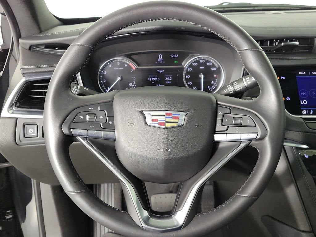 2025 Cadillac XT6 Luxury