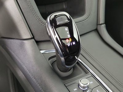 2025 Cadillac XT6 Luxury