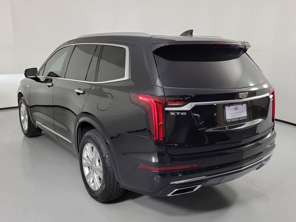 2025 Cadillac XT6 Luxury
