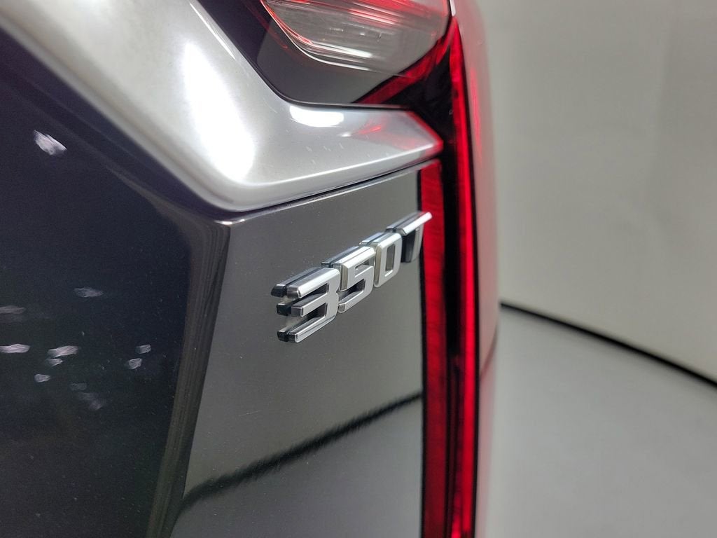 2025 Cadillac XT6 Luxury