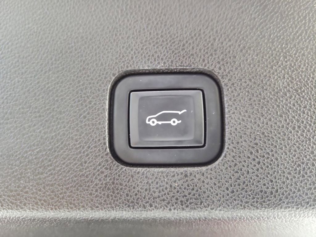 2022 Cadillac XT6 Luxury