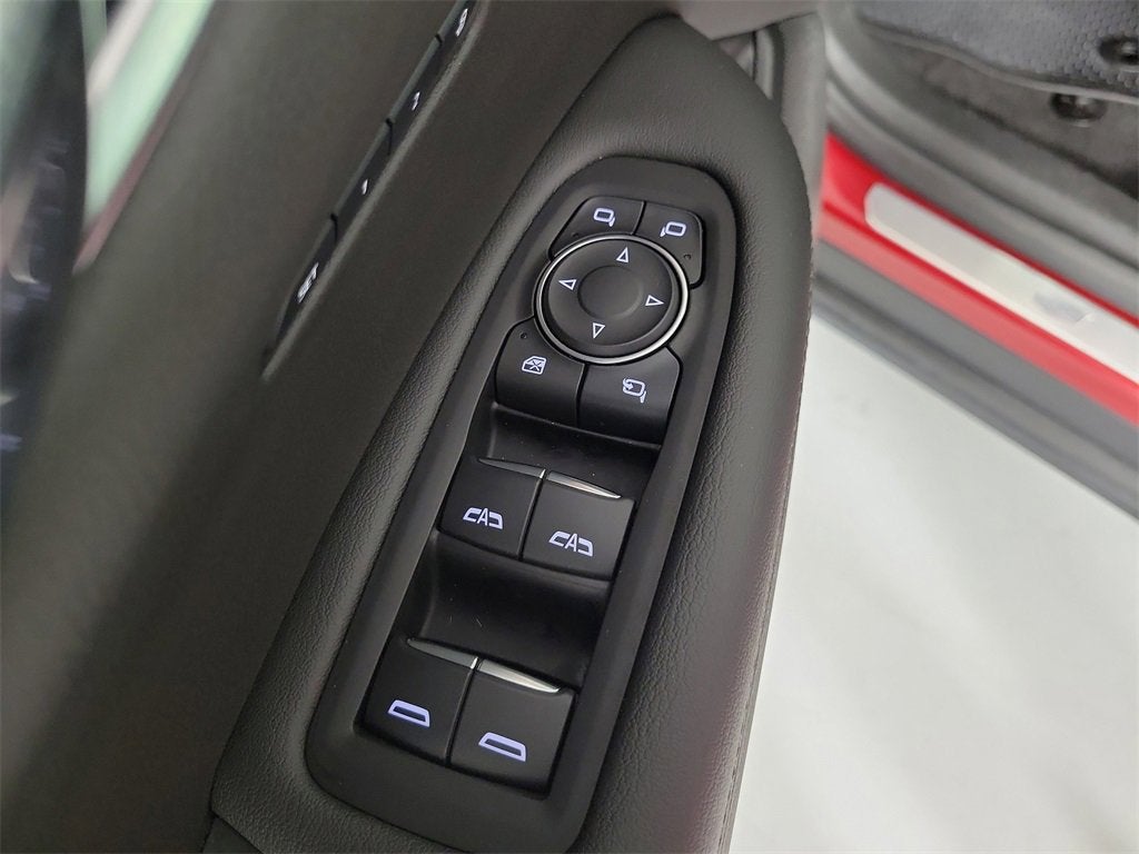 2025 Cadillac XT6 Luxury