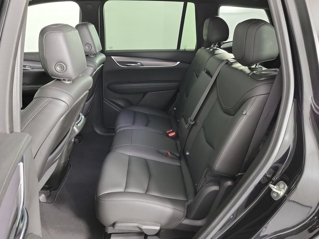 2024 Cadillac XT6 Luxury