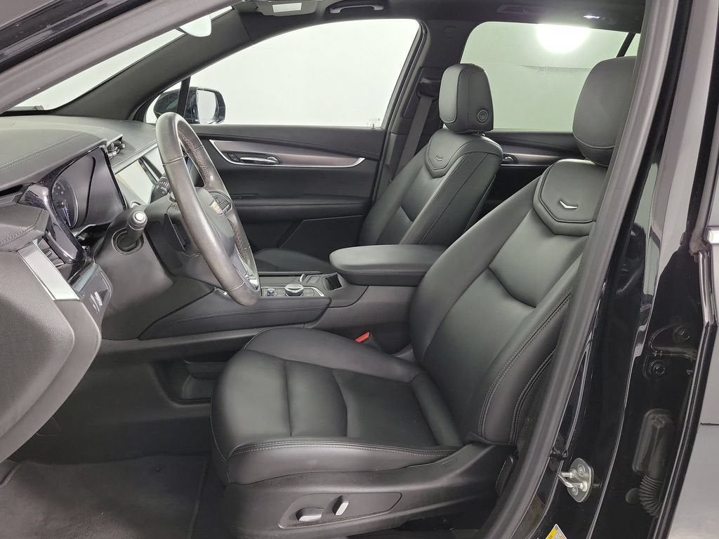 2024 Cadillac XT6 Luxury