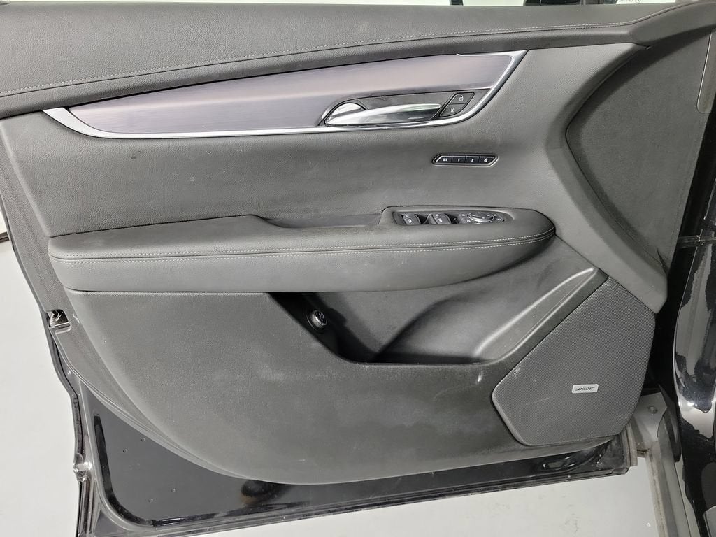 2024 Cadillac XT6 Luxury