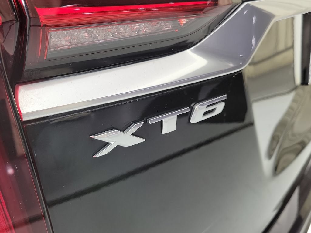 2024 Cadillac XT6 Luxury