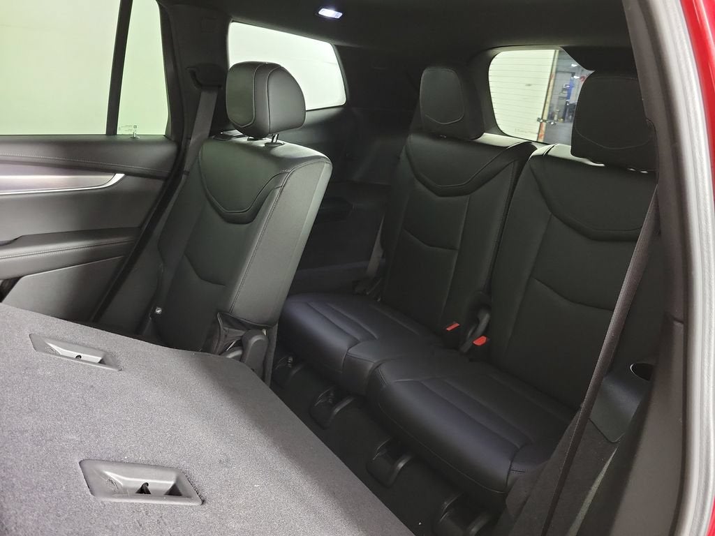 2024 Cadillac XT6 Luxury