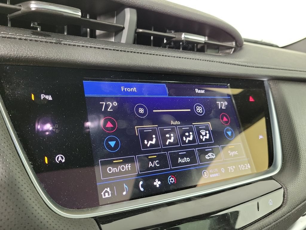 2024 Cadillac XT6 Luxury