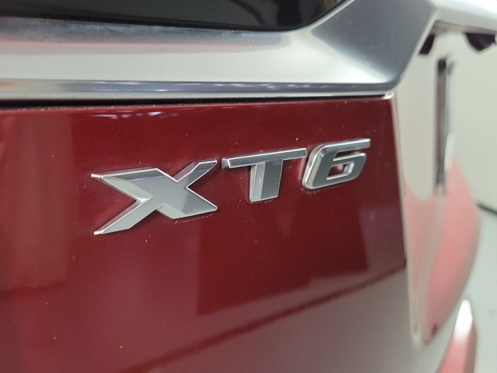 2024 Cadillac XT6 Luxury
