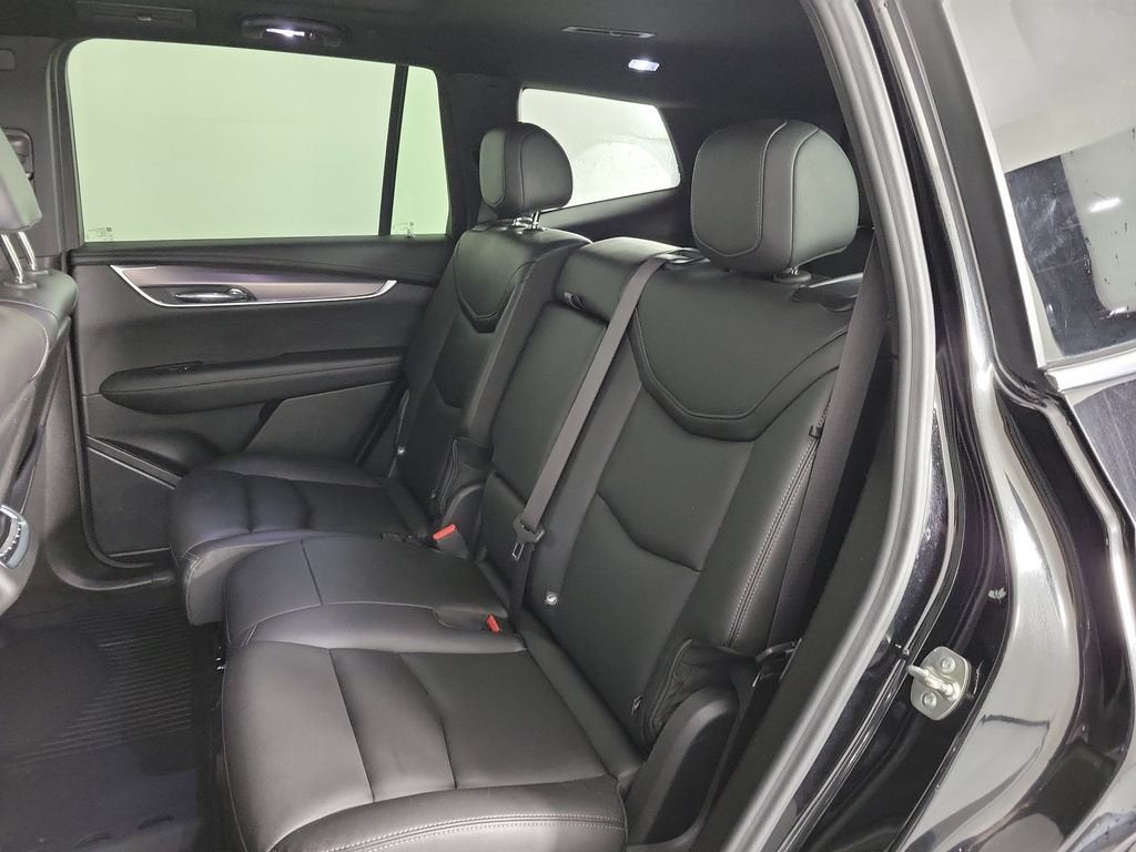 2024 Cadillac XT6 Luxury