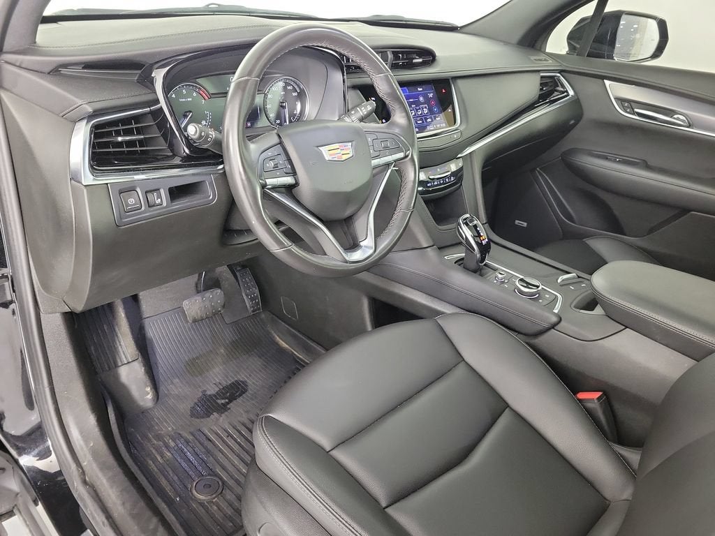 2024 Cadillac XT6 Luxury
