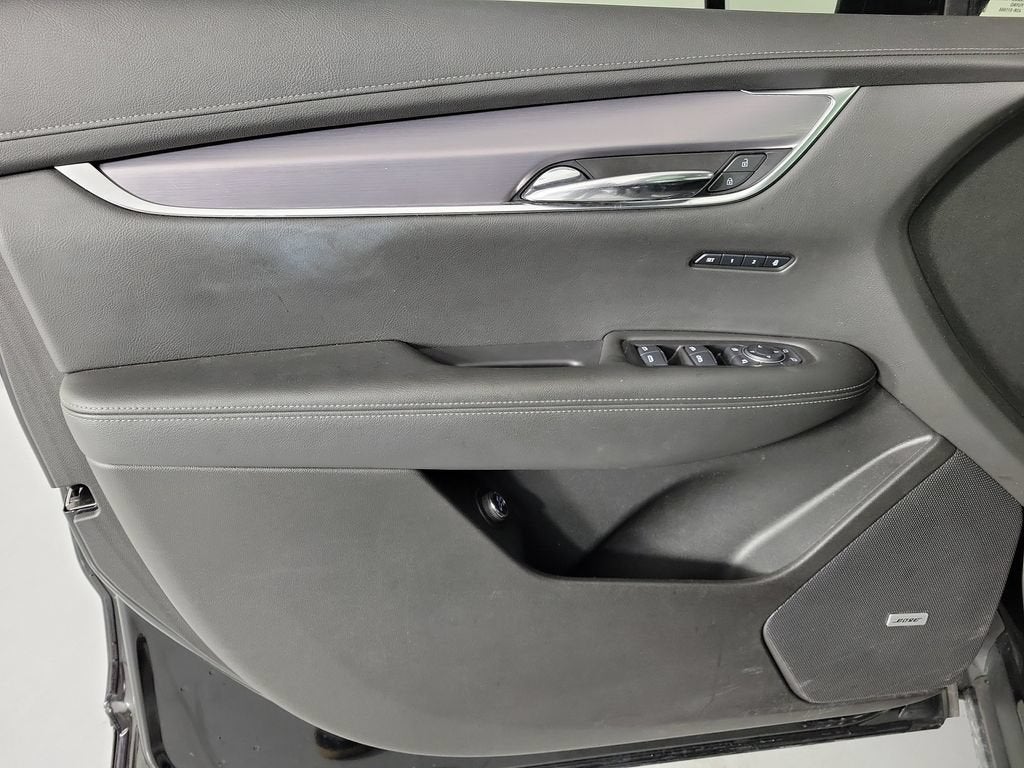 2024 Cadillac XT6 Luxury