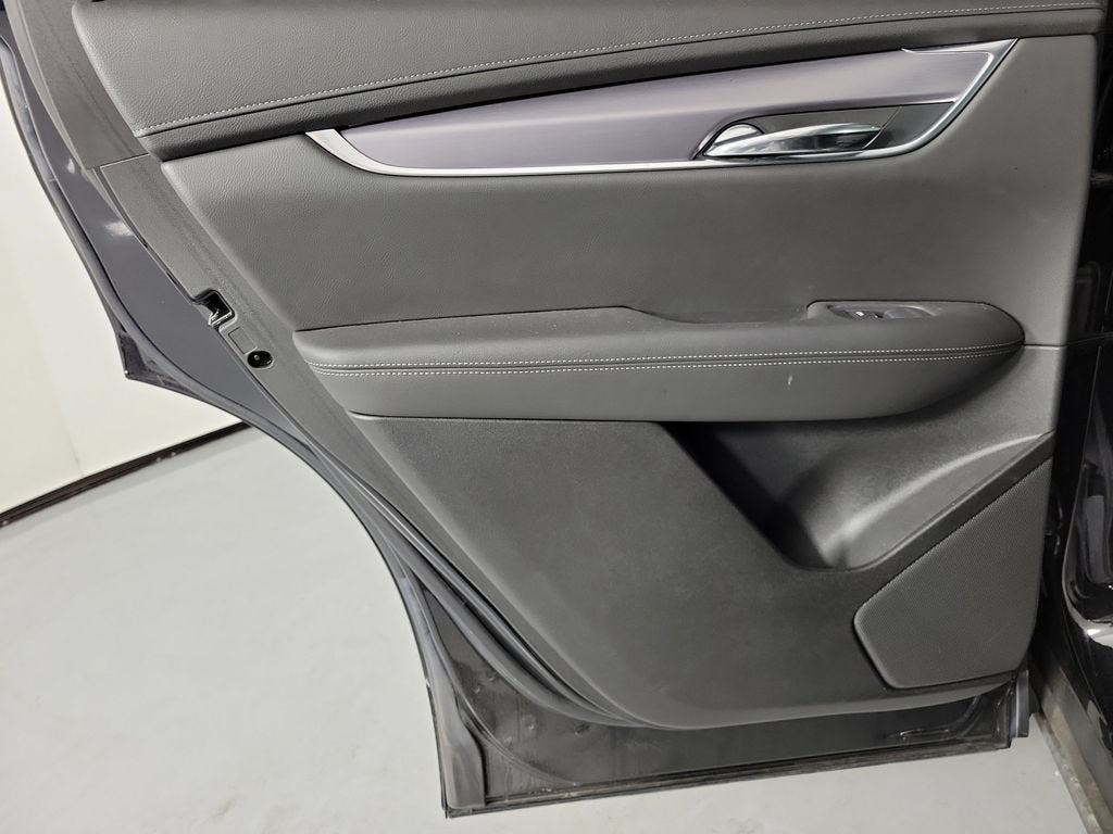 2024 Cadillac XT6 Luxury