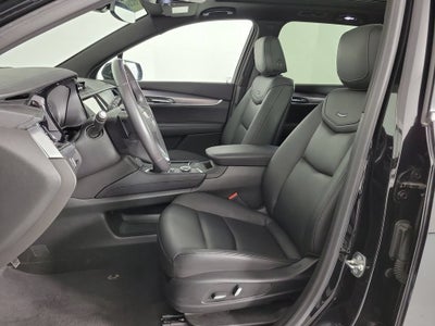 2024 Cadillac XT6 Luxury