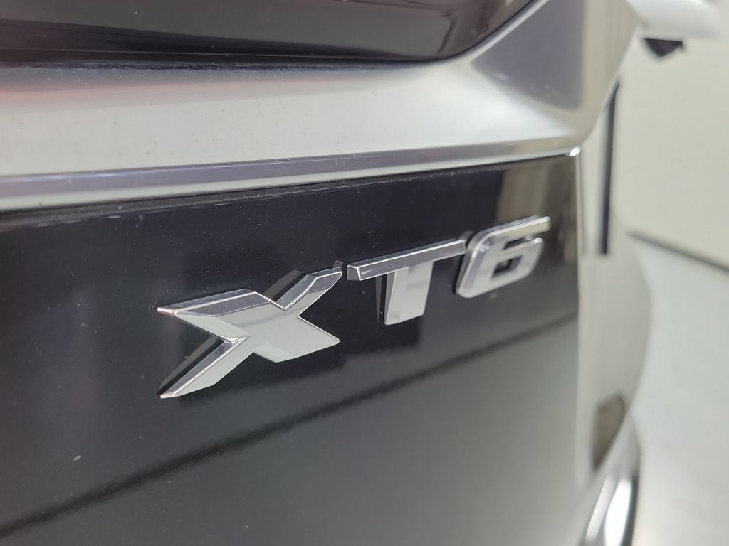 2024 Cadillac XT6 Luxury
