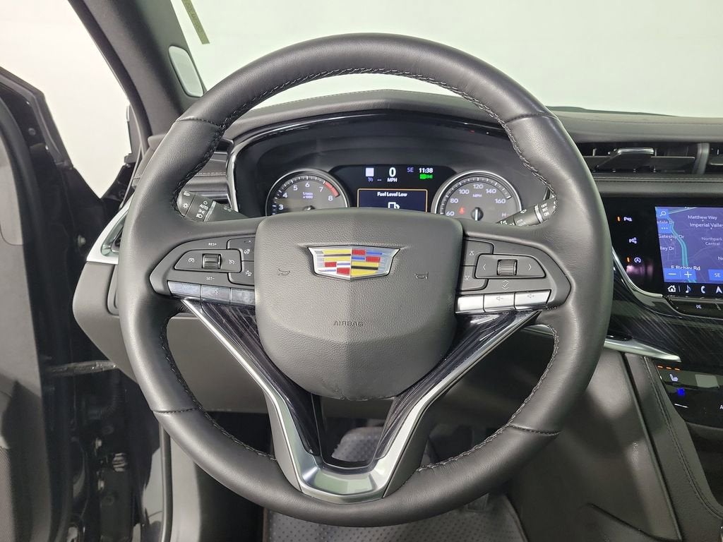 2025 Cadillac XT6 Premium Luxury