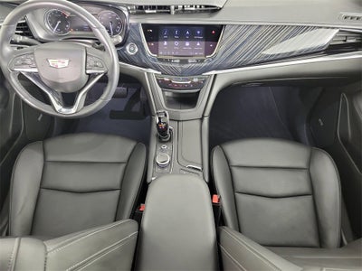 2025 Cadillac XT6 Premium Luxury