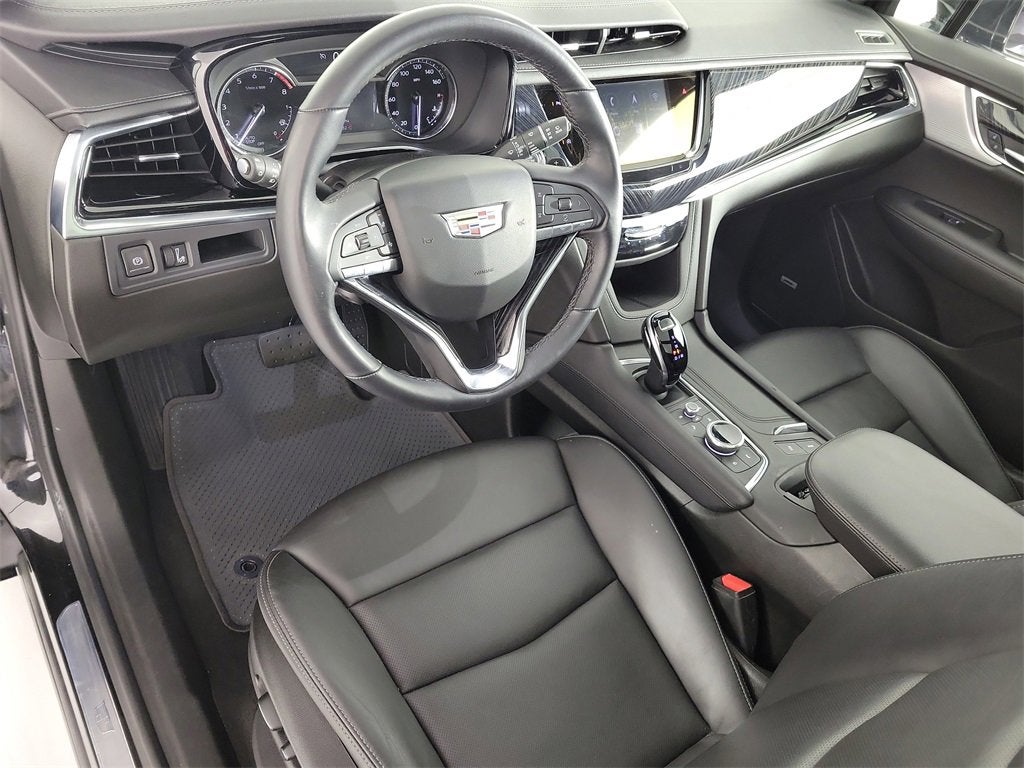 2025 Cadillac XT6 Premium Luxury