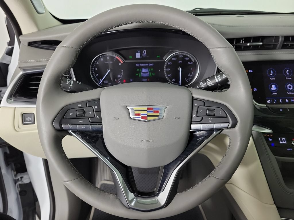 2025 Cadillac XT6 Premium Luxury