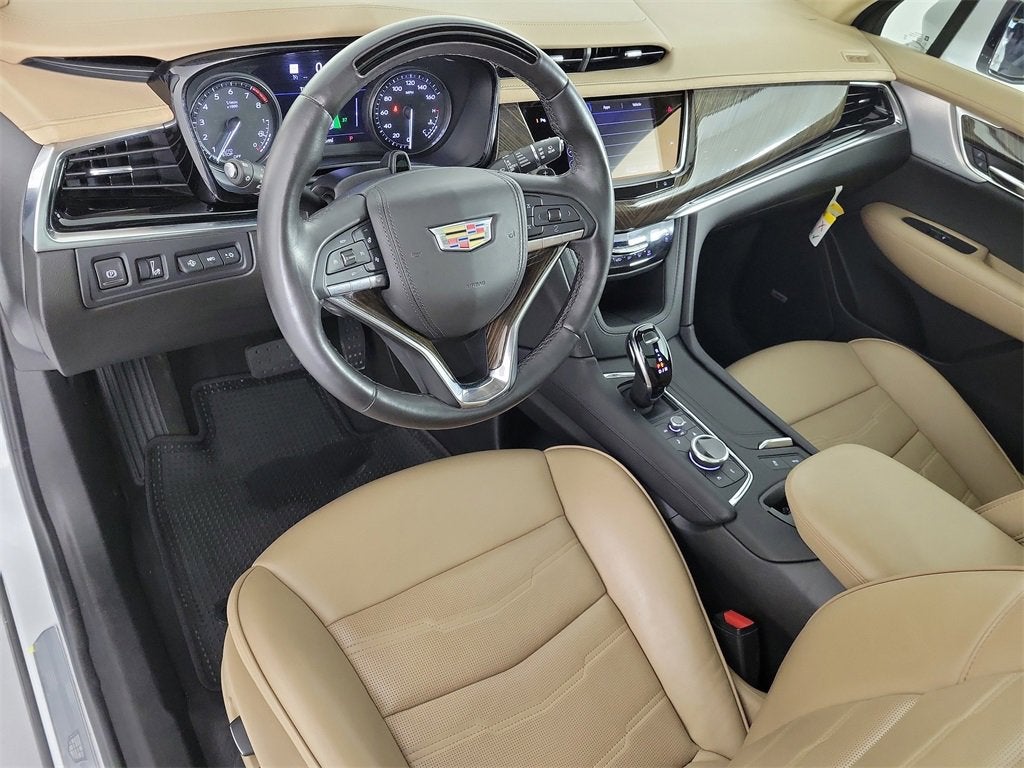 2023 Cadillac XT6 Premium Luxury