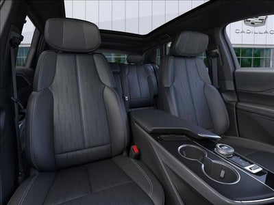 2025 Cadillac LYRIQ Luxury 1