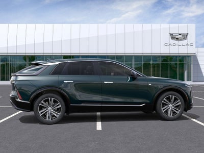 2025 Cadillac LYRIQ Luxury 1