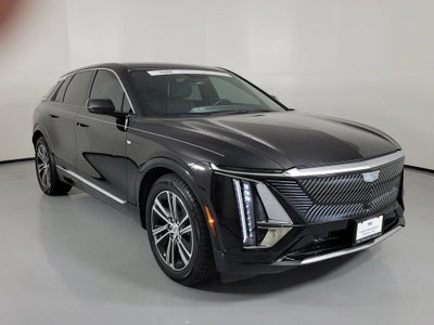 2024 Cadillac LYRIQ Luxury 2