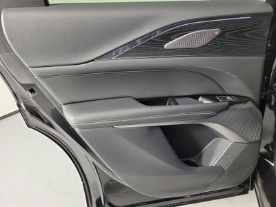 2024 Cadillac LYRIQ Luxury 2