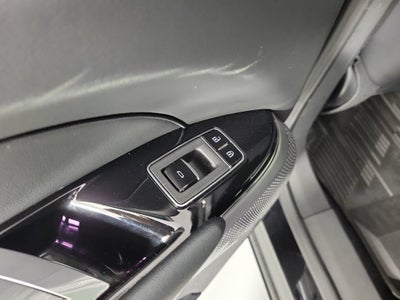 2024 Cadillac LYRIQ Luxury 2
