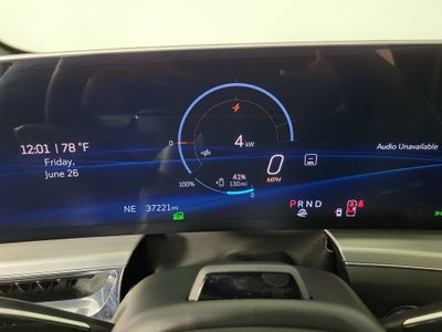2024 Cadillac LYRIQ Luxury 2
