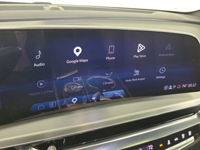 2024 Cadillac LYRIQ Luxury 2