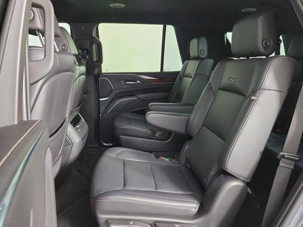 2022 Cadillac Escalade Luxury