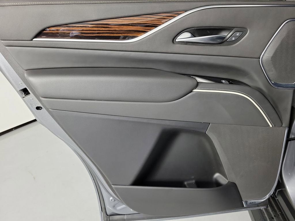 2022 Cadillac Escalade Luxury