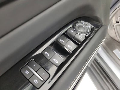 2022 Cadillac Escalade Luxury